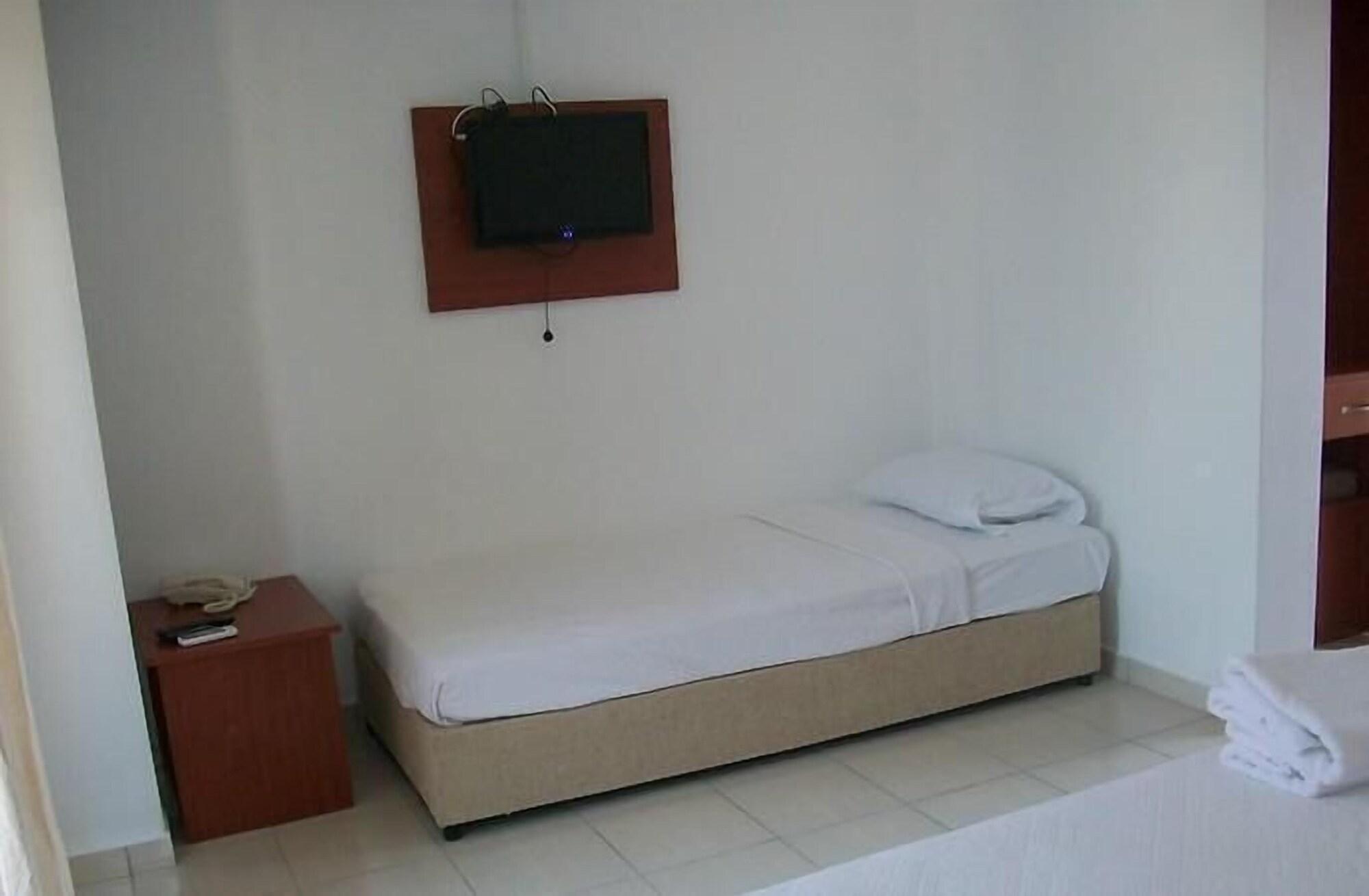 Kriss Otel 奥塔肯特 外观 照片